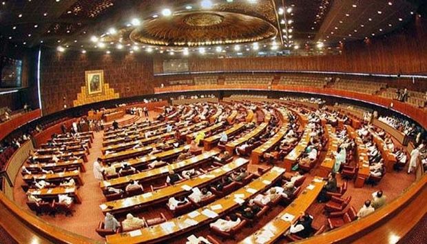 Pakistan parlamenti BURAXILDI